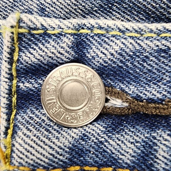 Levis Jeans Mens 42x32 Blue Retired 560 High Rise Loose Fit Straight Leg - Picture 4 of 13